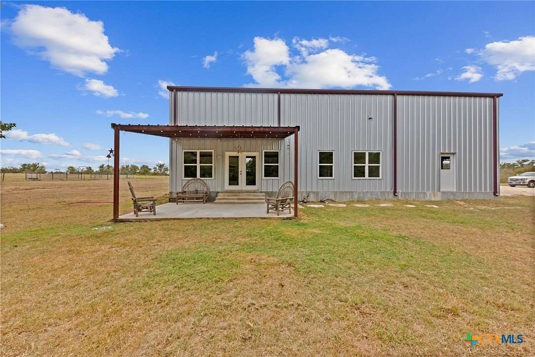 38.57 Acres of Land with Home for Sale in Bartlett, Texas