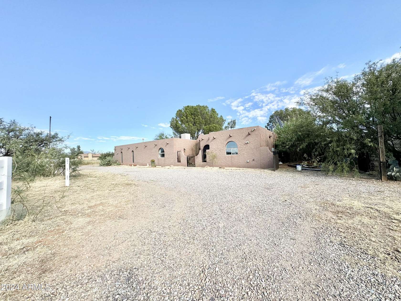 10.02 Acres of Land with Home for Sale in Hereford, Arizona