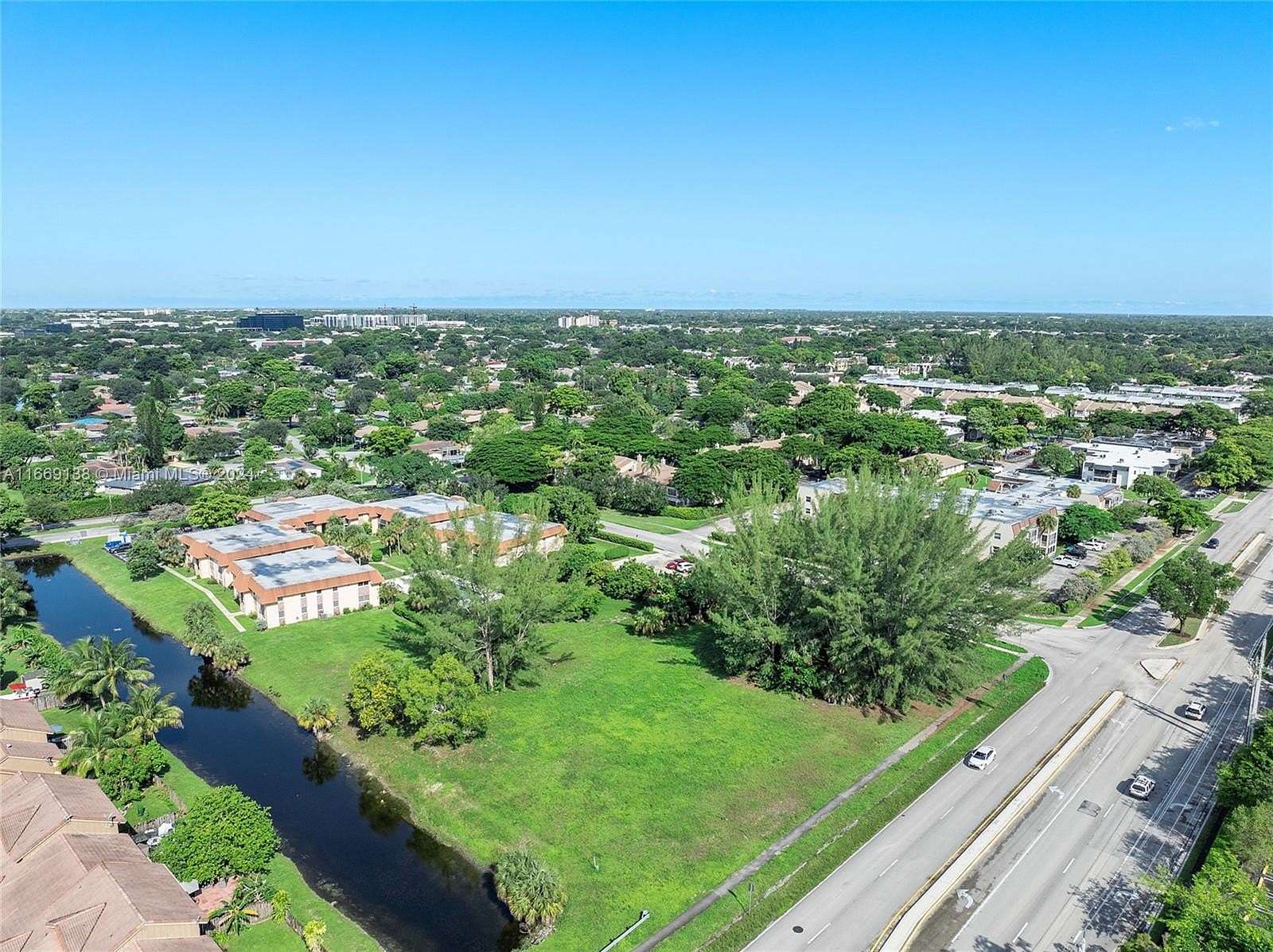 0.88 Acres of Mixed-Use Land for Sale in Coral Springs, Florida