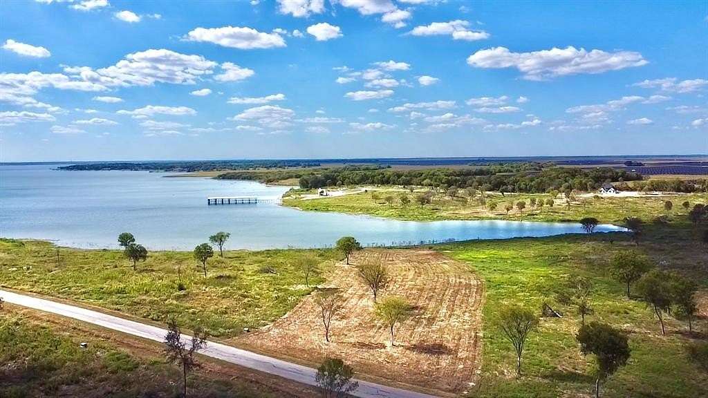 1.859 Acres of Residential Land for Sale in Kerens, Texas