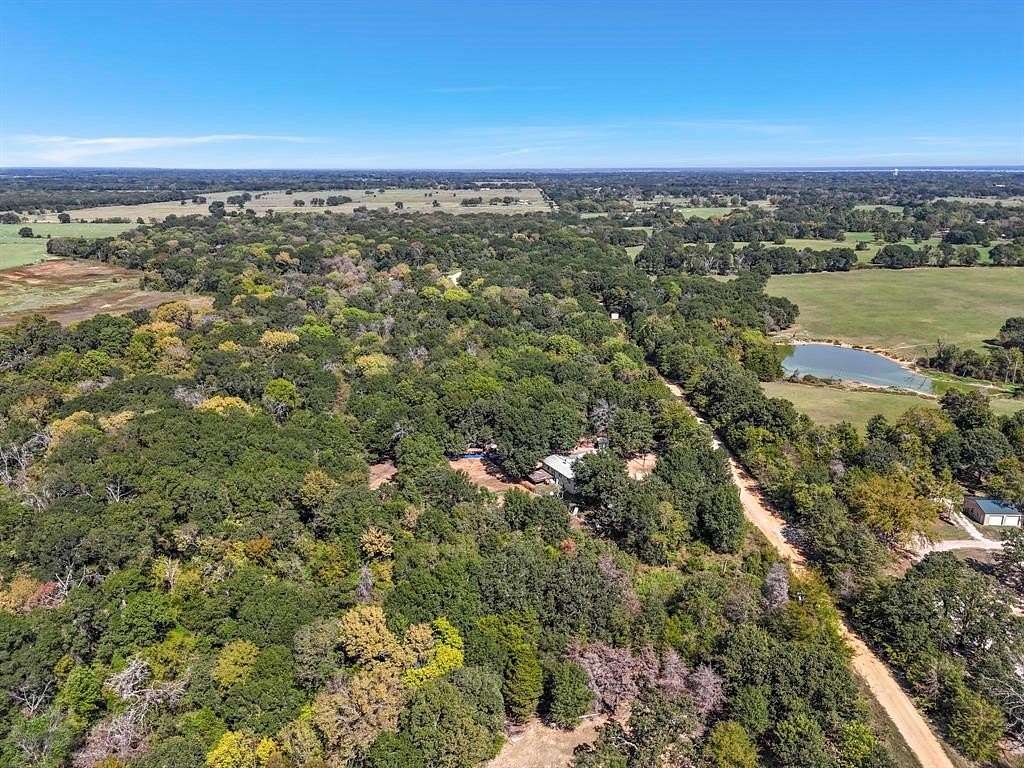 1.882 Acres of Residential Land for Sale in Kemp, Texas