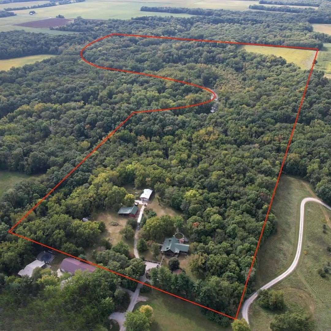 5 Acres of Residential Land with Home for Sale in Fithian, Illinois