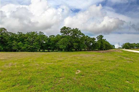 10.1 Acres of Land for Sale in Milano, Texas