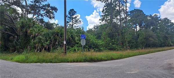 0.25 Acres of Residential Land for Sale in Lehigh Acres, Florida