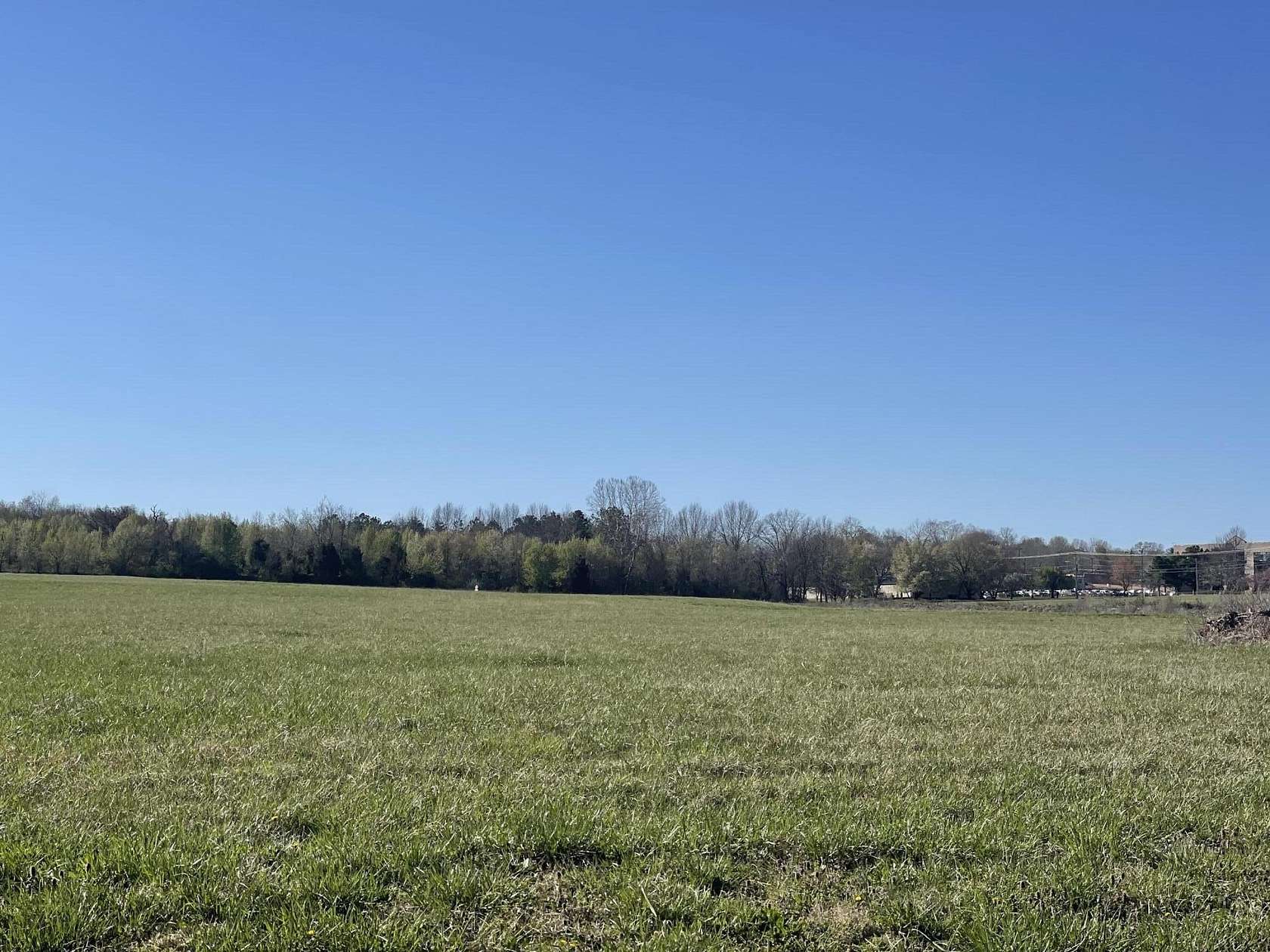 1.69 Acres of Mixed-Use Land for Sale in Harrison, Arkansas