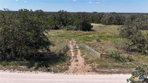 10 Acres of Residential Land for Sale in Moulton, Texas