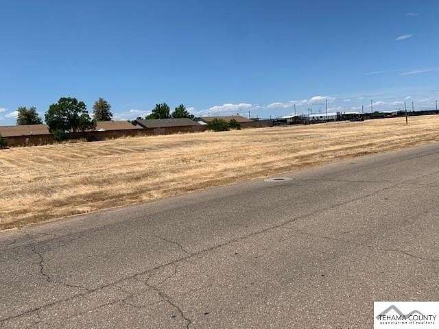 1 Acre of Commercial Land for Sale in Red Bluff, California