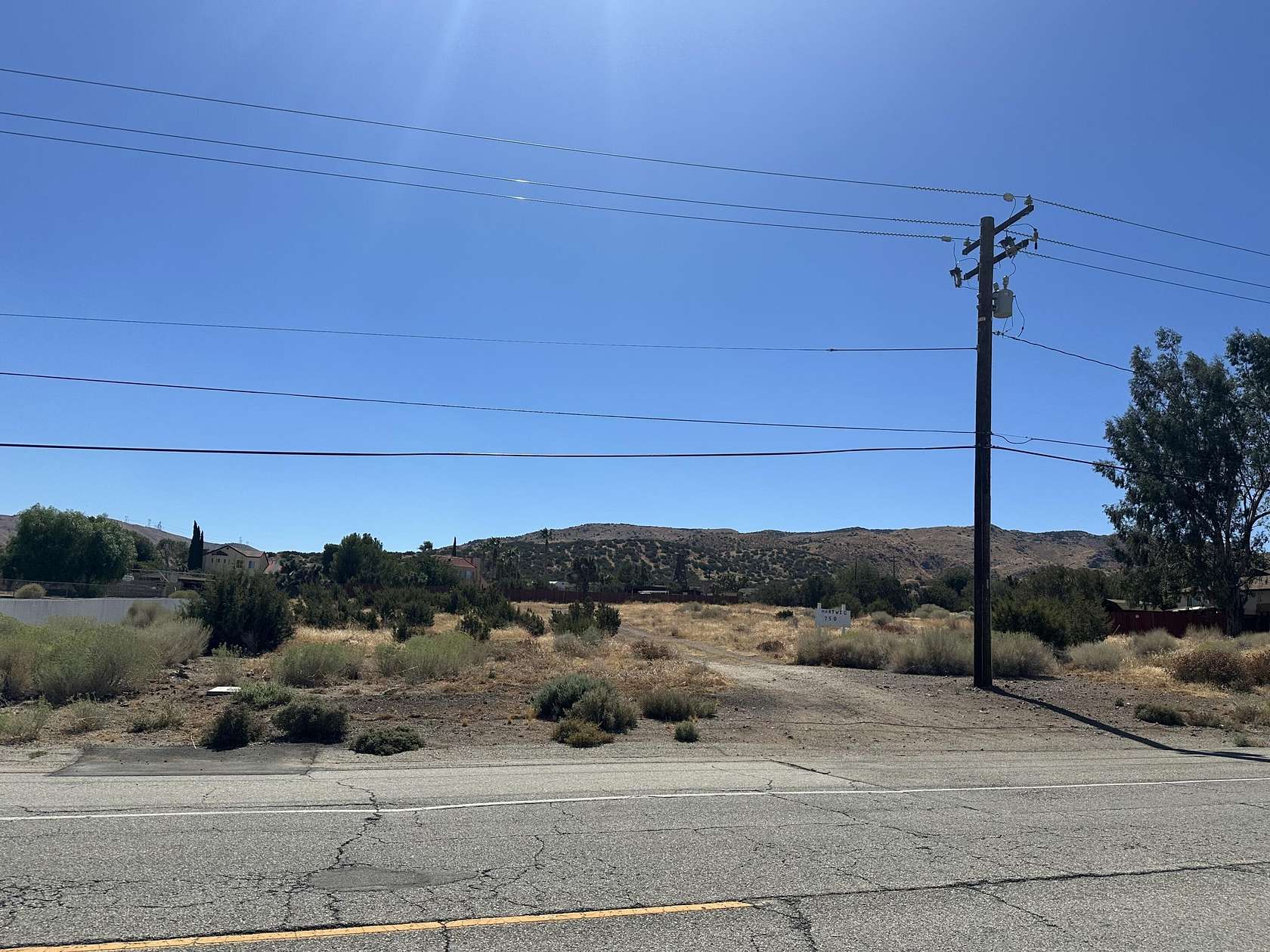 1.787 Acres of Land for Sale in Palmdale, California