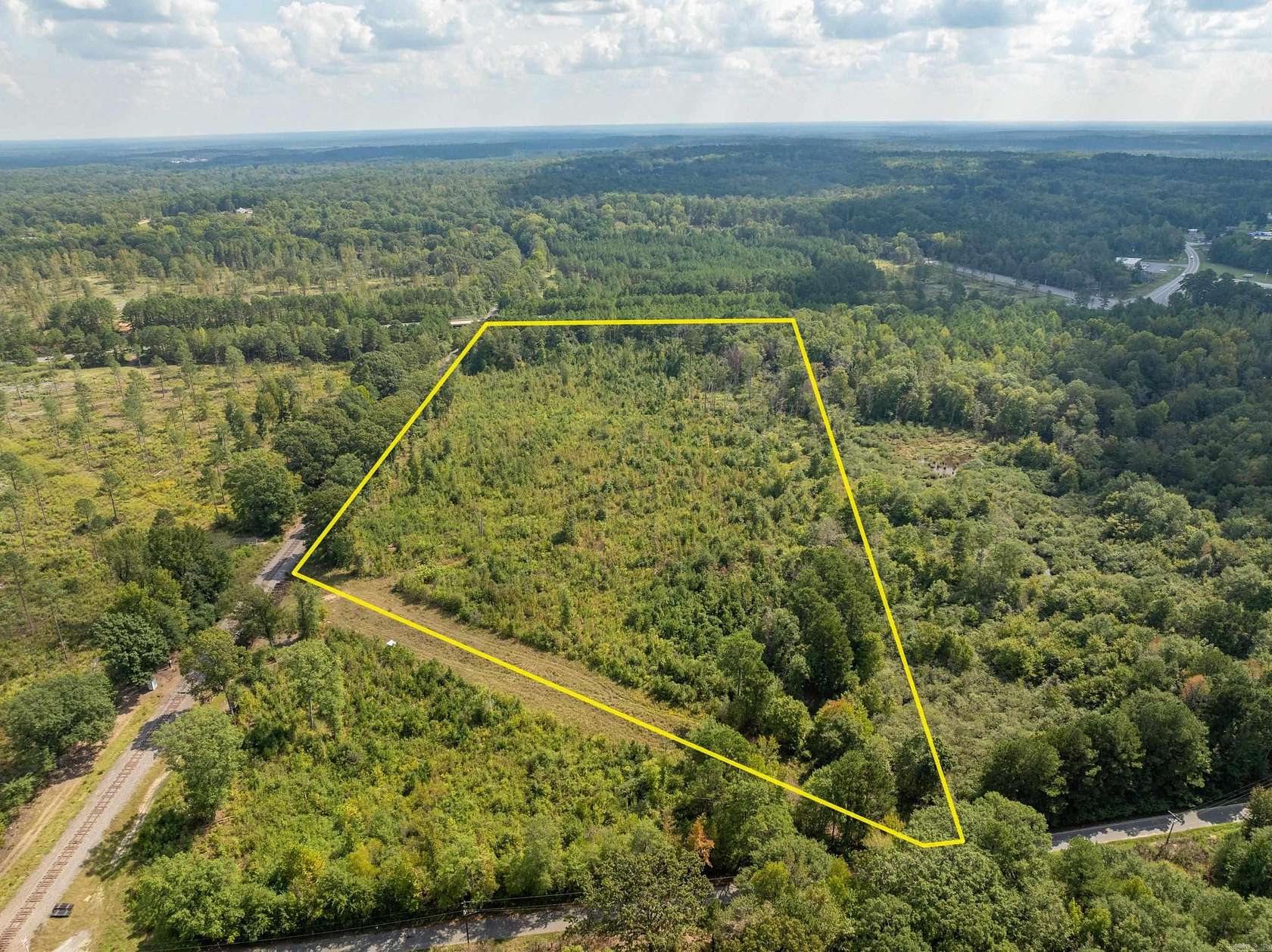 16.5 Acres of Land for Sale in Malvern, Arkansas