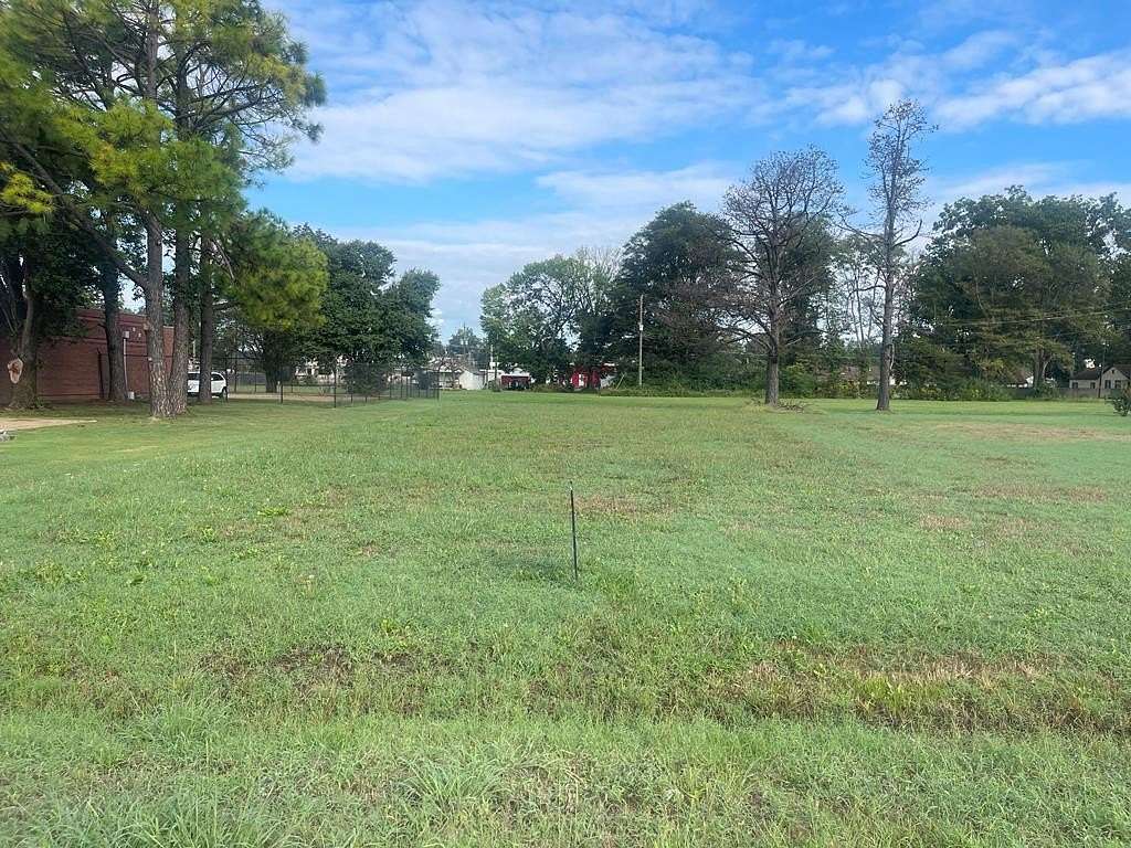 0.37 Acres of Commercial Land for Sale in Marion, Arkansas