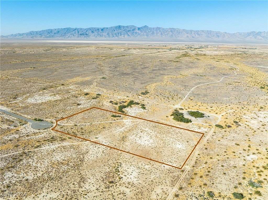 4.684 Acres of Residential Land for Sale in Pahrump, Nevada