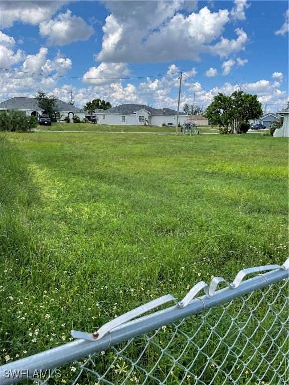 Residential Land for Sale in Cape Coral, Florida