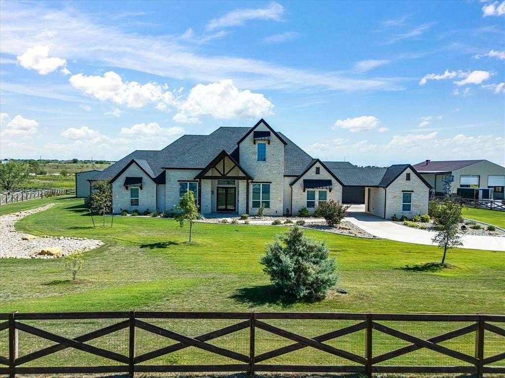 5 Acres of Residential Land with Home for Sale in Northlake, Texas