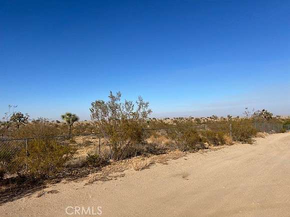 9.07 Acres of Land for Sale in Phelan, California