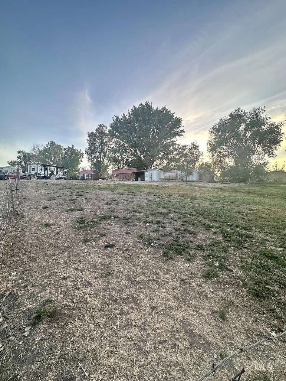 1.14 Acres of Residential Land for Sale in Buhl, Idaho