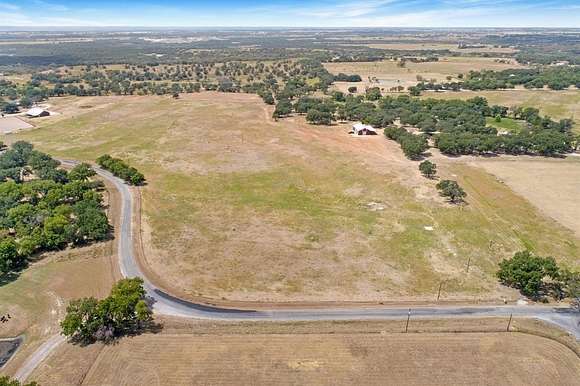 2.2 Acres of Land for Sale in Granbury, Texas