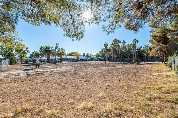 0.99 Acres of Land for Sale in Las Vegas, Nevada