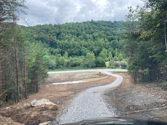 19.16 Acres of Recreational Land for Sale in Duff, Tennessee