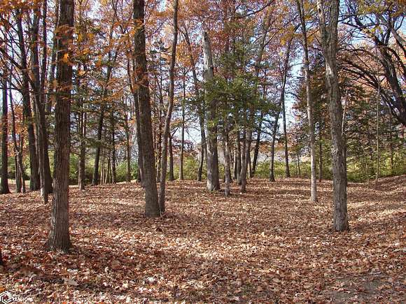 0.45 Acres of Residential Land for Sale in Mount Pleasant, Iowa