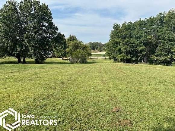 3.58 Acres of Residential Land with Home for Sale in Fairfield, Iowa