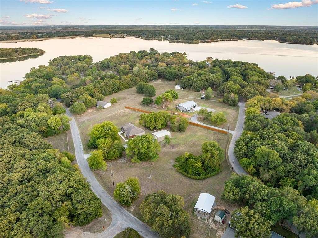 2.725 Acres of Residential Land with Home for Sale in Bonham, Texas