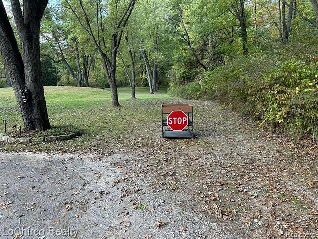 2.27 Acres of Residential Land for Sale in Oakland Charter Township, Michigan