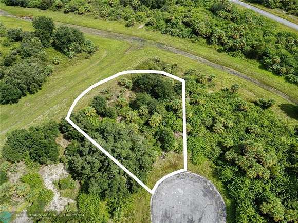 0.31 Acres of Residential Land for Sale in LaBelle, Florida