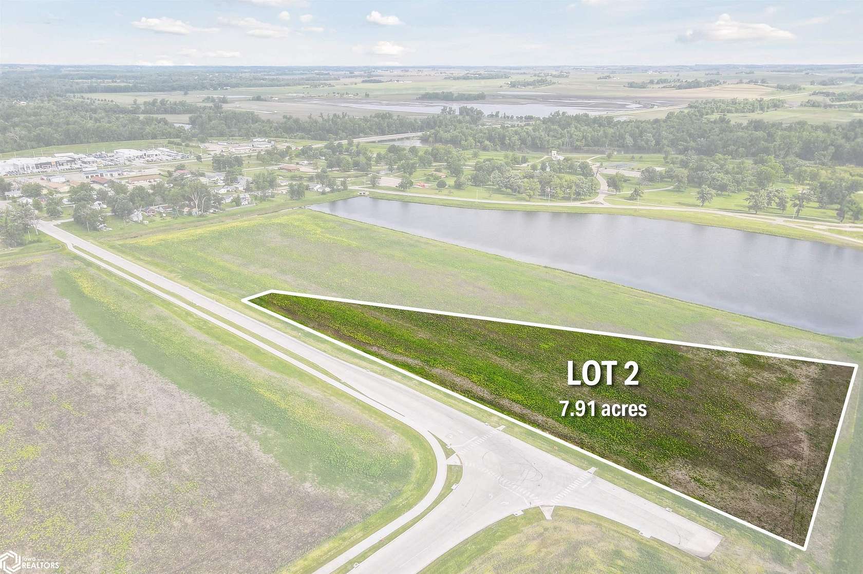 8 Acres of Commercial Land for Sale in Marshalltown, Iowa