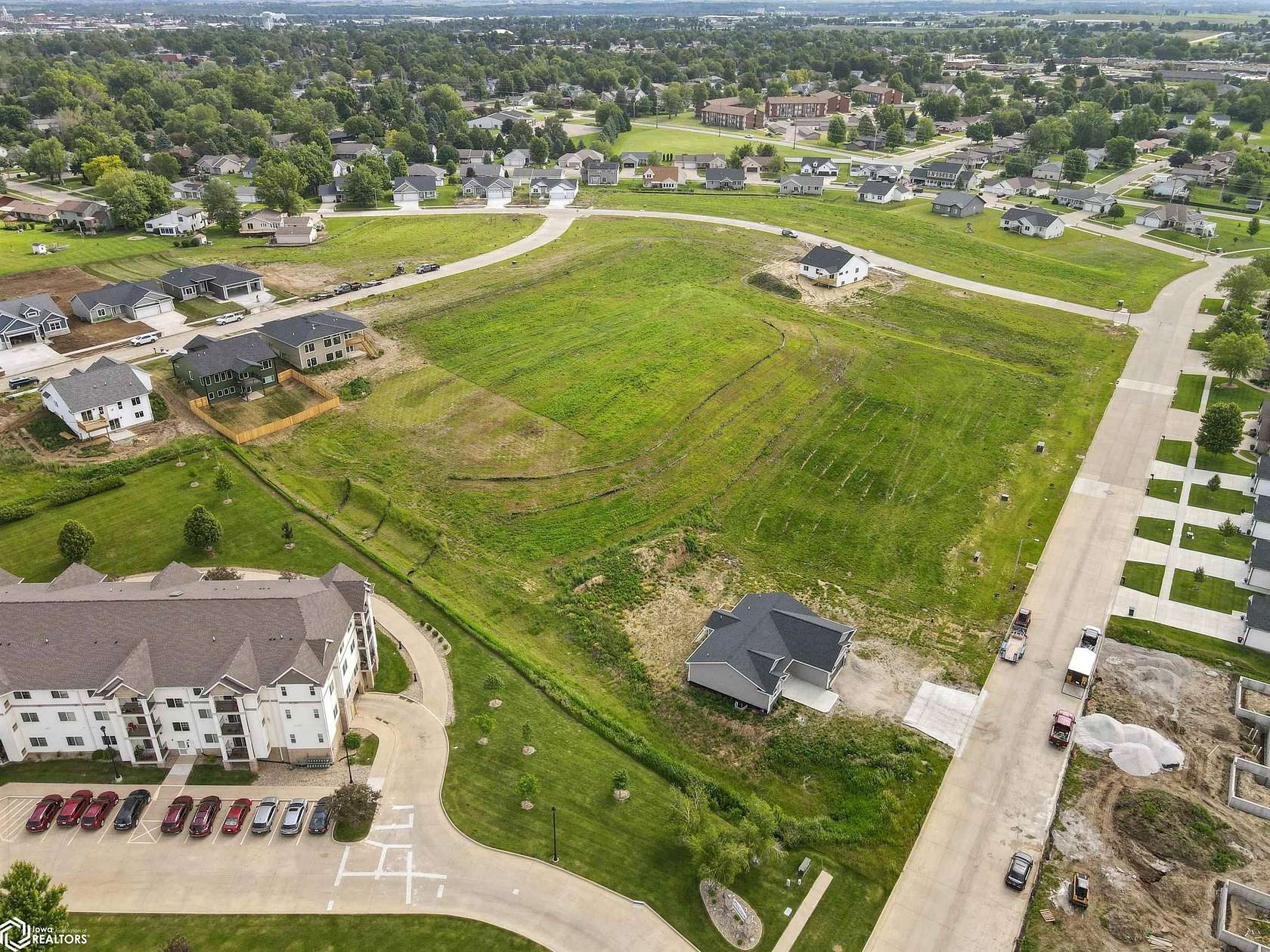 0.38 Acres of Residential Land for Sale in Marshalltown, Iowa