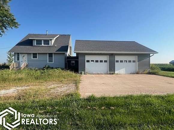 6.5 Acres of Residential Land with Home for Sale in Donnellson, Iowa