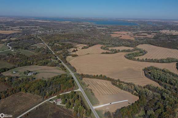 9.993 Acres of Residential Land for Sale in Centerville, Iowa