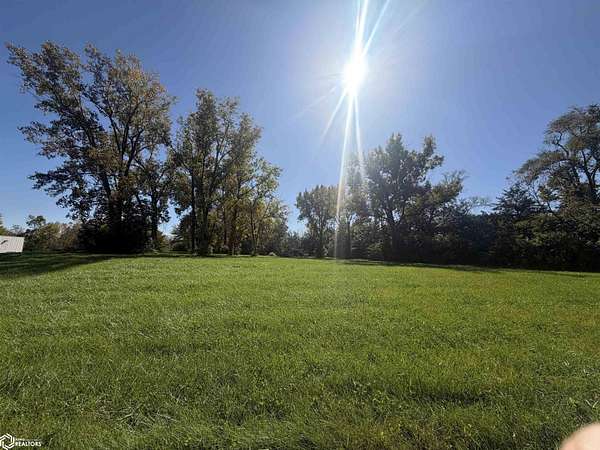 1.36 Acres of Commercial Land for Sale in Mount Pleasant, Iowa