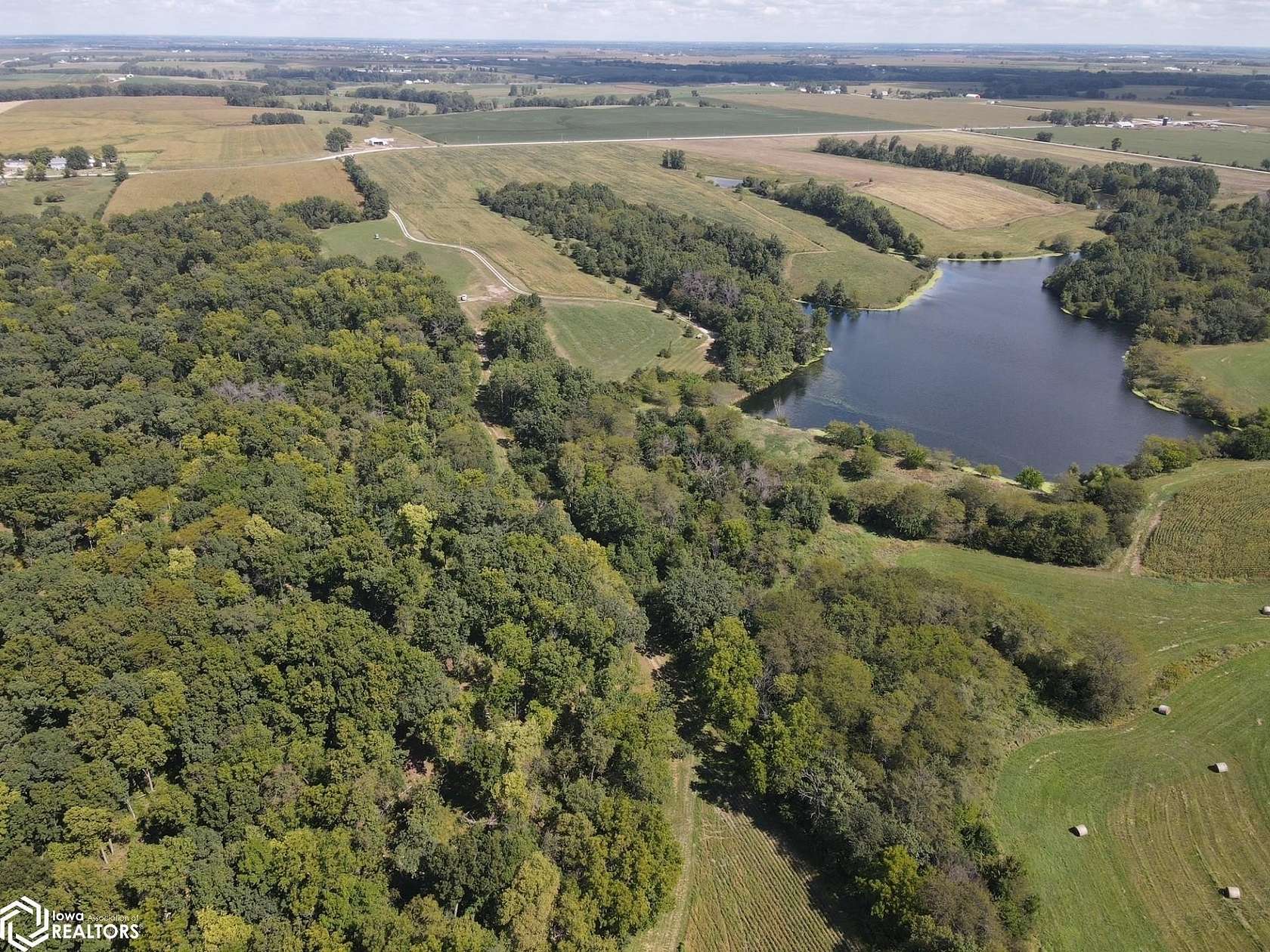 142 Acres of Land with Home for Sale in Bloomfield, Iowa