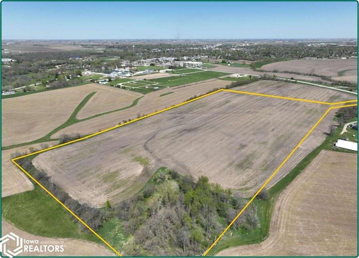 32 Acres of Agricultural Land for Sale in Washington, Iowa