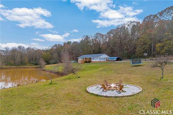 5.6 Acres of Residential Land with Home for Sale in Martin, Georgia