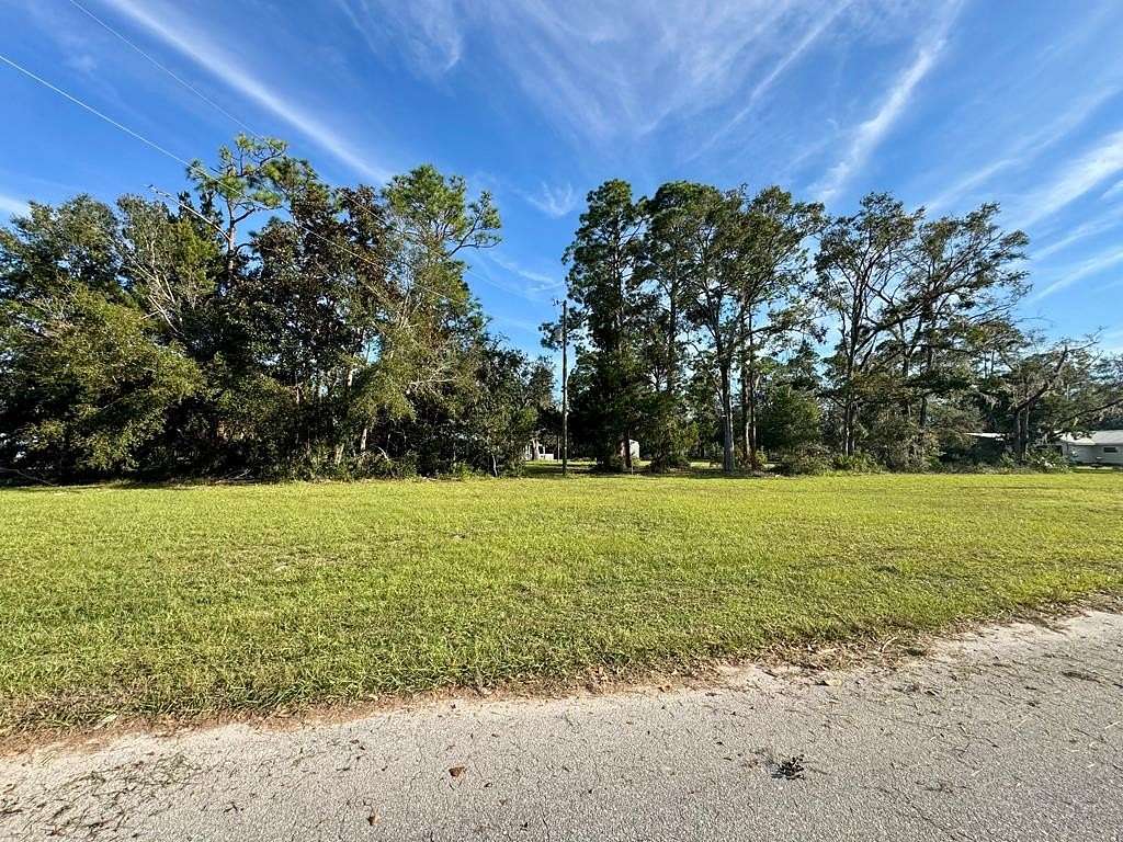 0.309 Acres of Residential Land for Sale in Cross City, Florida