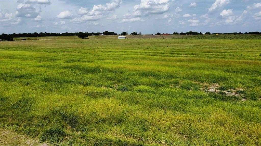 5.76 Acres of Land for Sale in Commerce, Texas