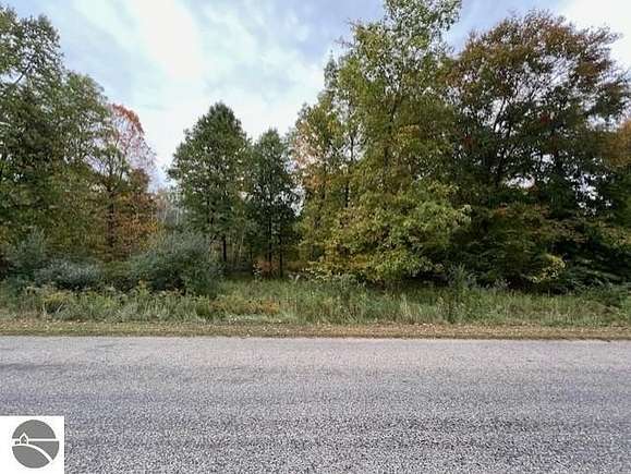 0.39 Acres of Land for Sale in Perrinton, Michigan