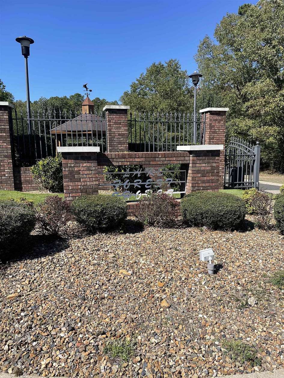 0.59 Acres of Residential Land for Sale in Hot Springs, Arkansas