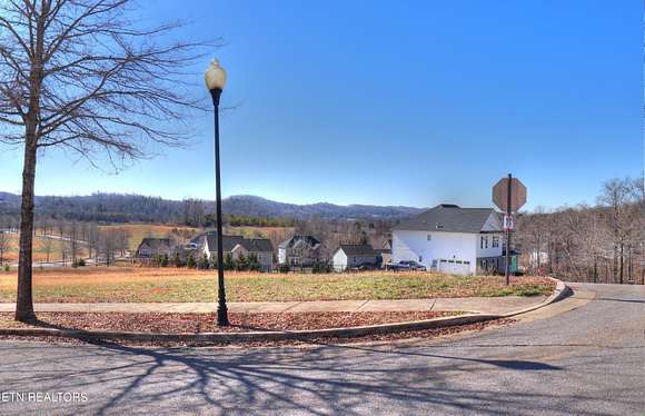 1.03 Acres of Residential Land for Sale in Oak Ridge, Tennessee