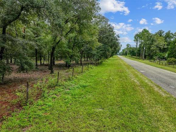 4.77 Acres of Residential Land for Sale in Williston, Florida