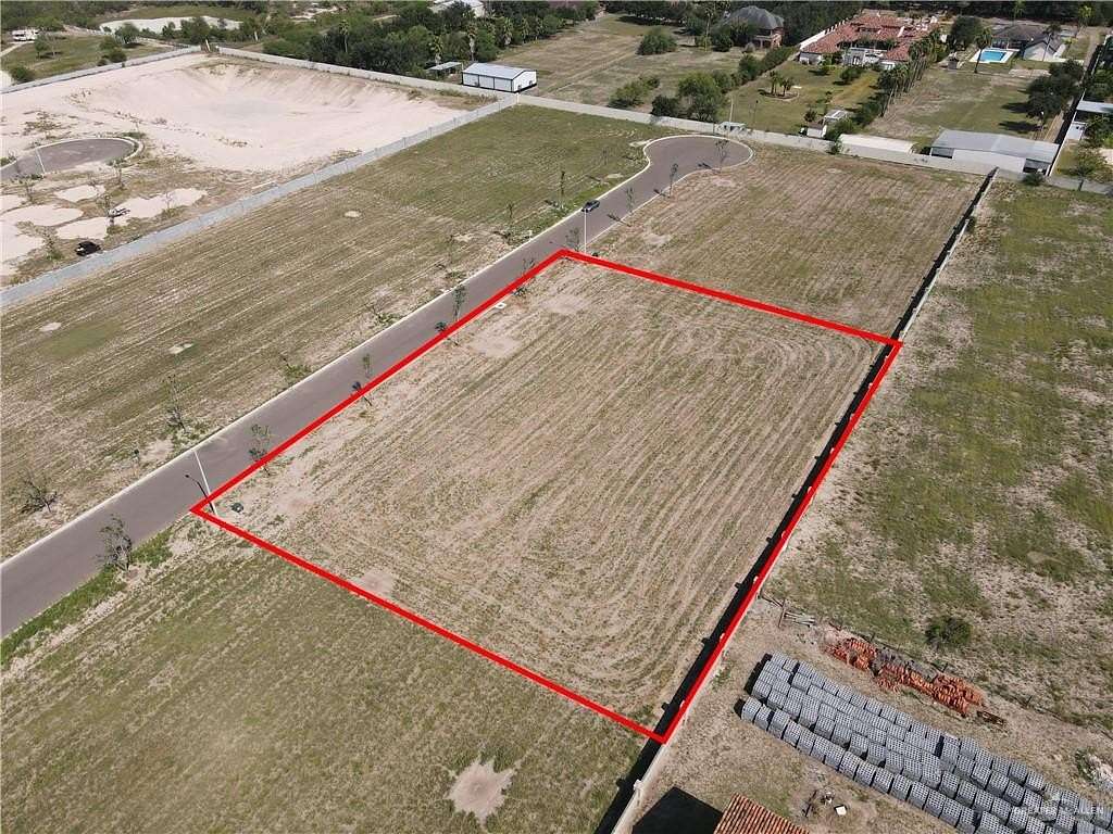 0.996 Acres of Residential Land for Sale in Palmhurst, Texas