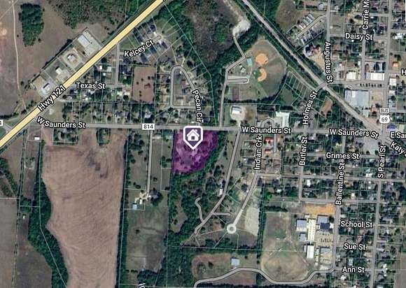 4 Acres of Residential Land with Home for Sale in Trenton, Texas