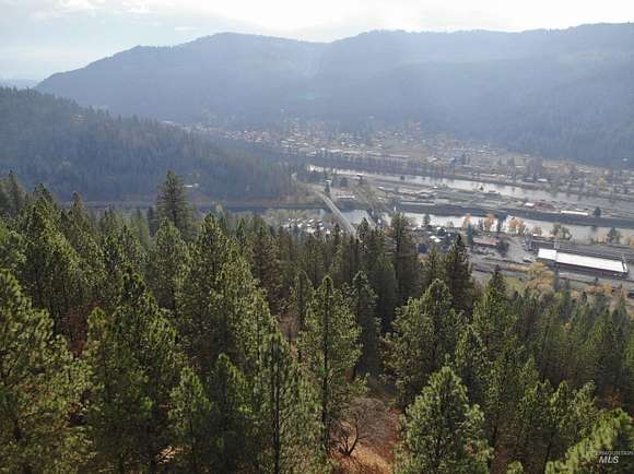 10 Acres of Recreational Land for Sale in Ahsahka, Idaho