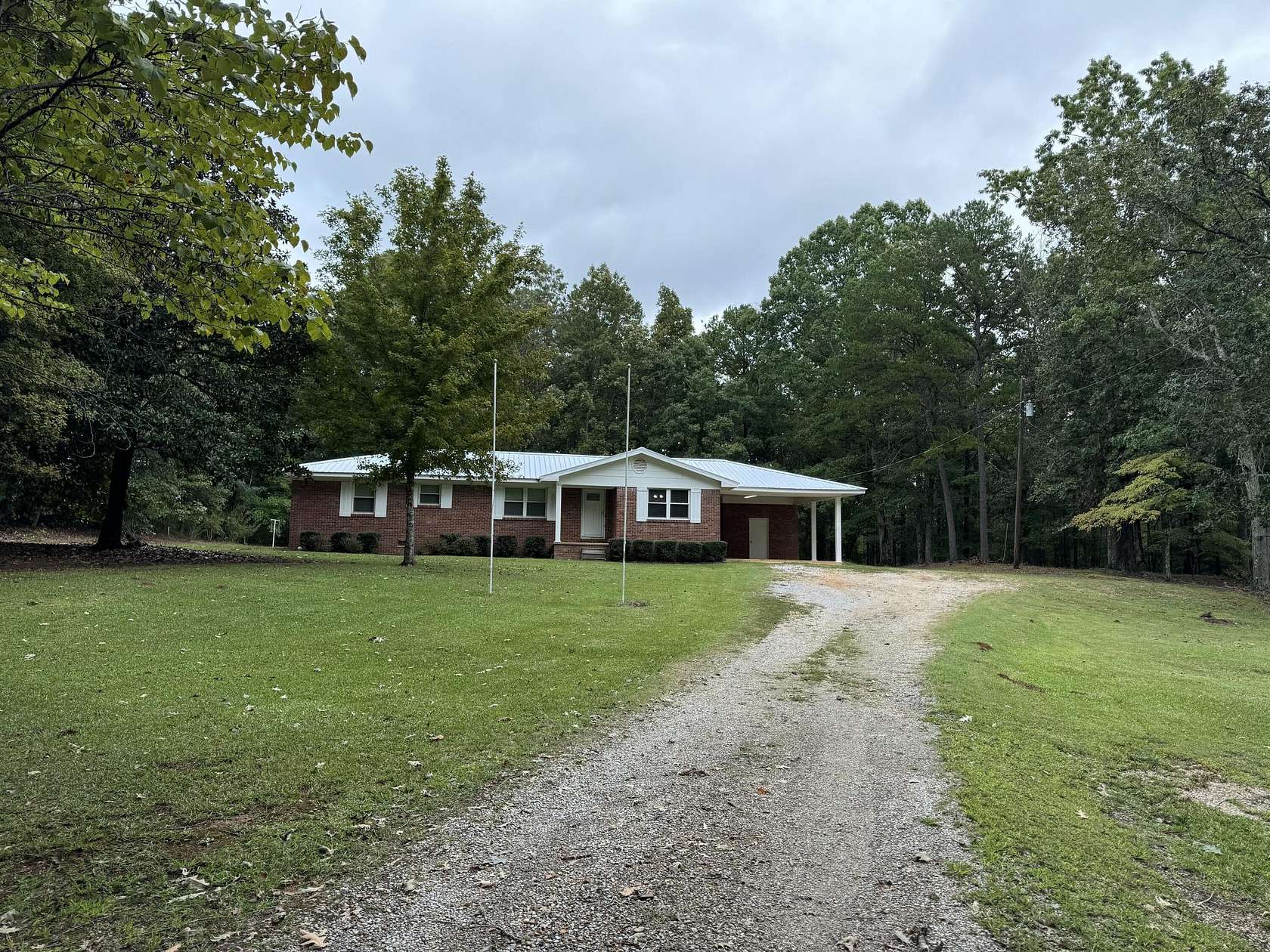 2.8 Acres of Residential Land with Home for Sale in Baldwyn, Mississippi