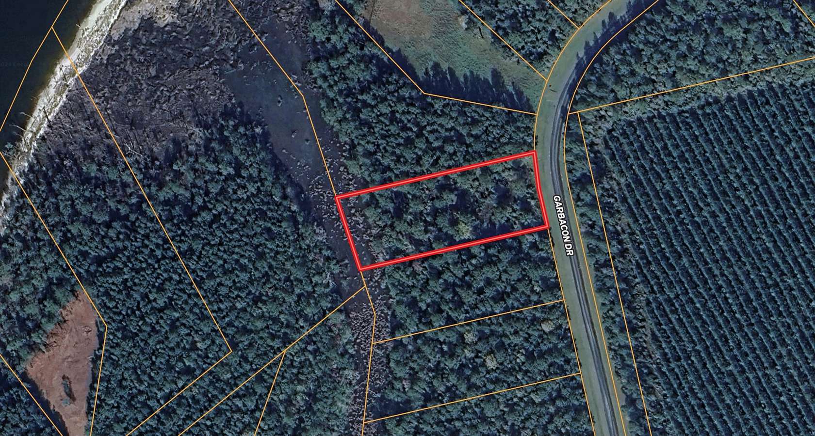 1.37 Acres of Land for Sale in Beaufort, North Carolina