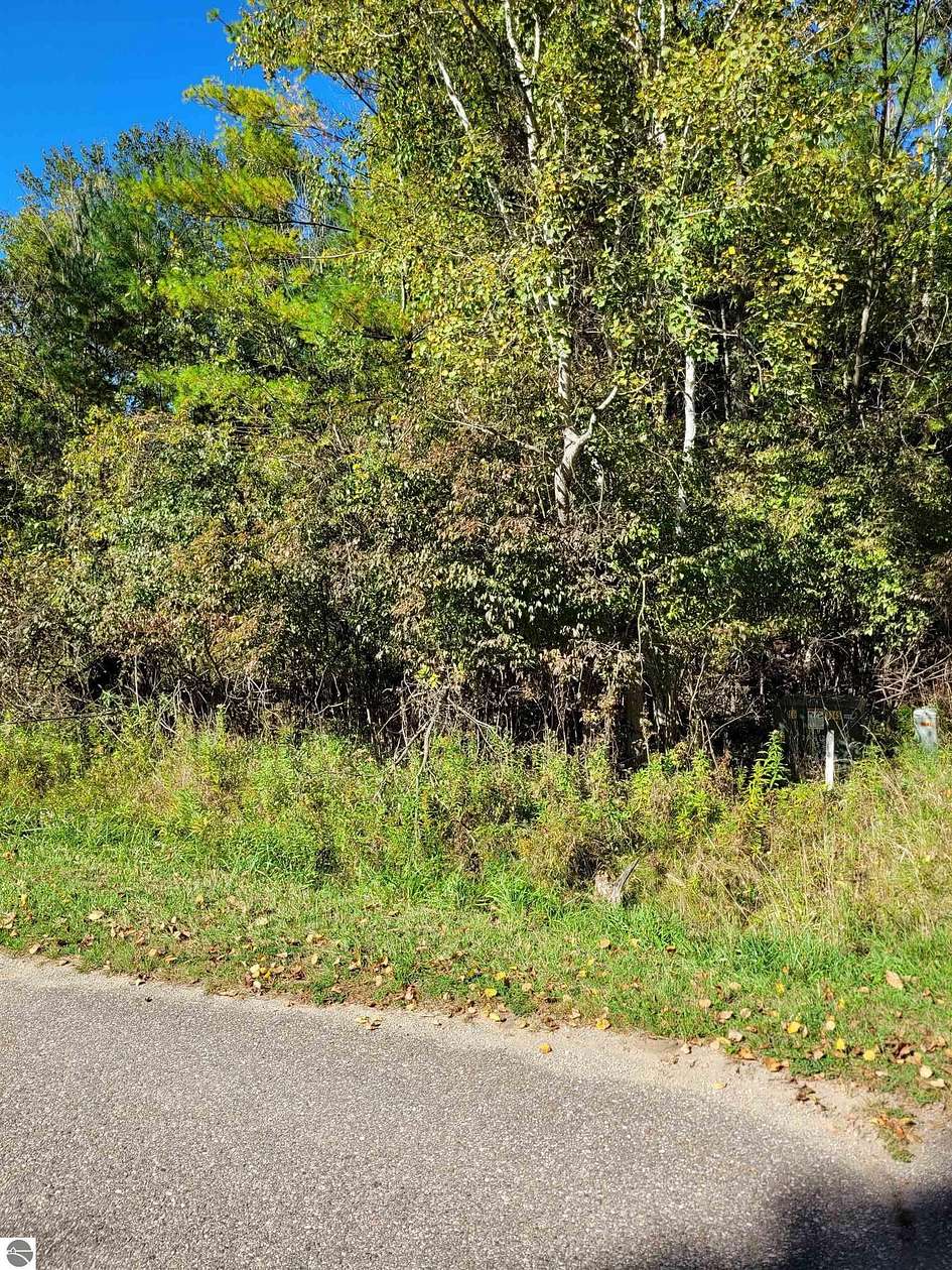 0.36 Acres of Residential Land for Sale in Gladwin, Michigan