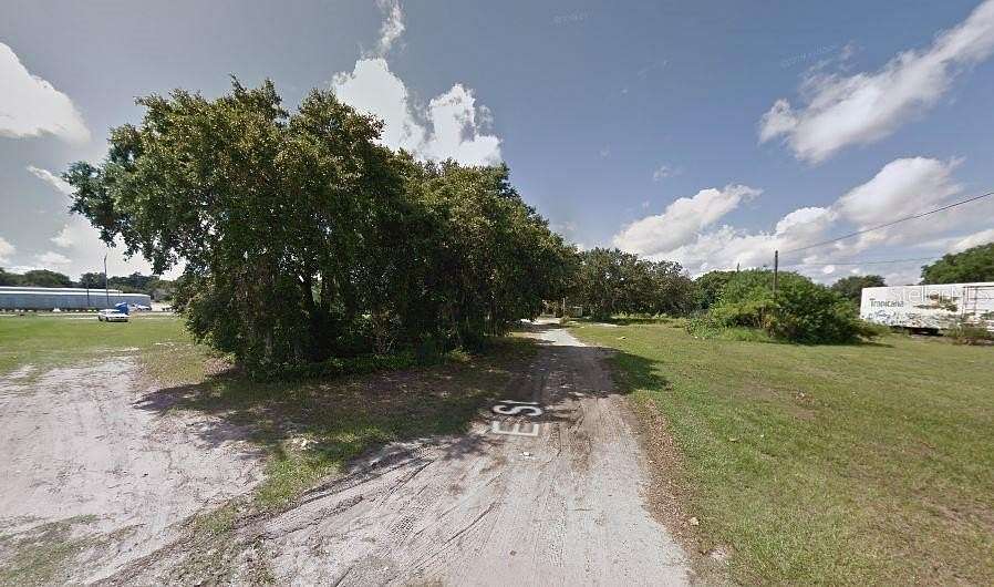 1.26 Acres of Land for Sale in Lake Wales, Florida
