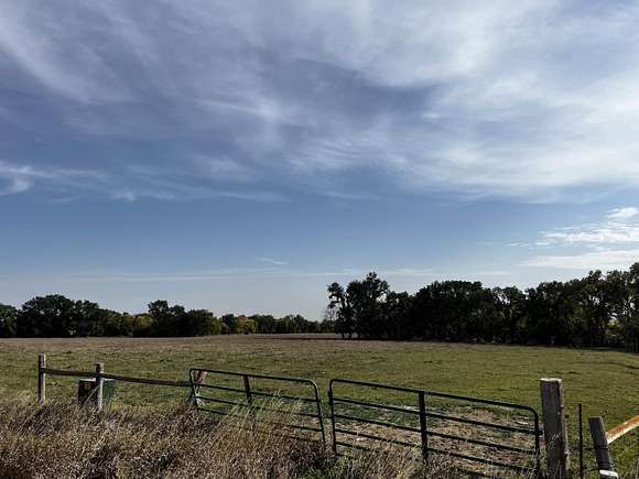 65.33 Acres of Agricultural Land for Sale in Burbank, South Dakota