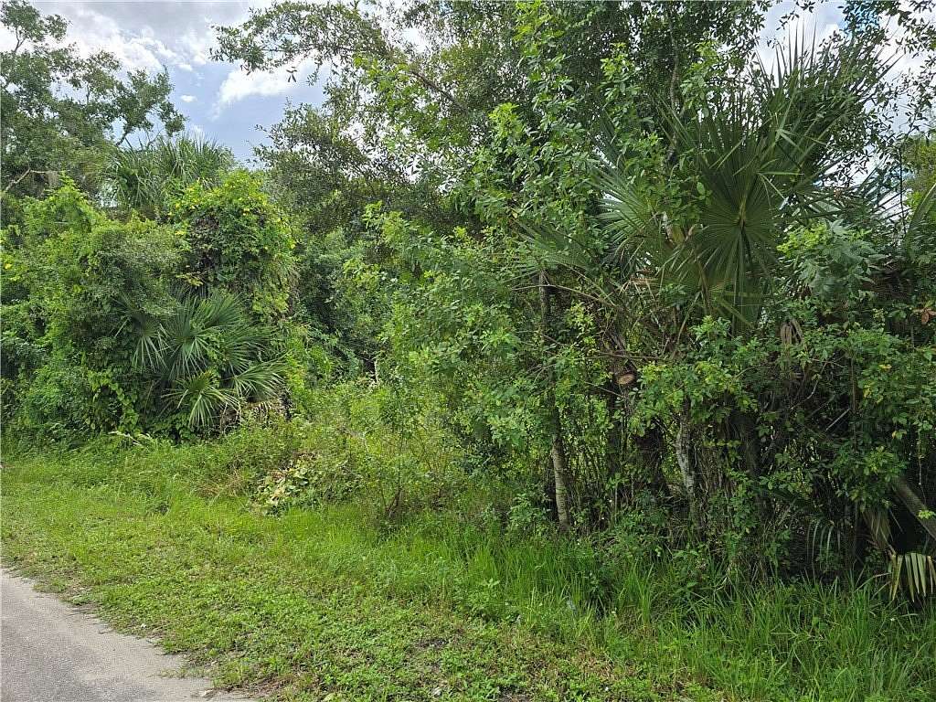 0.33 Acres of Residential Land for Sale in Fellsmere, Florida